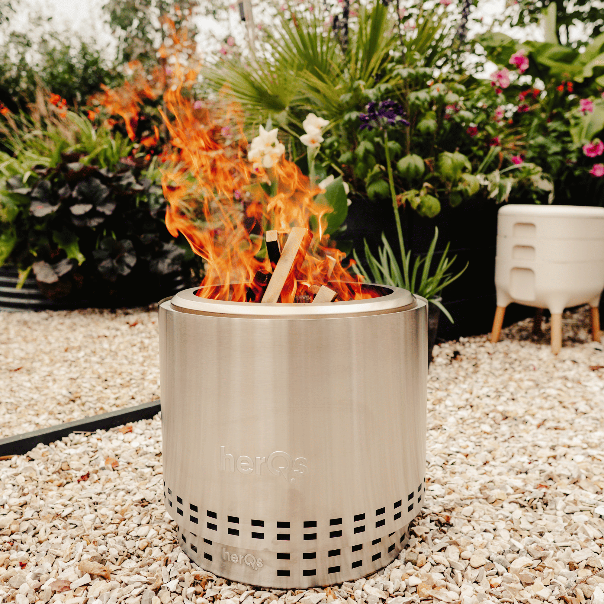 HerQs smokeless firepit cozy