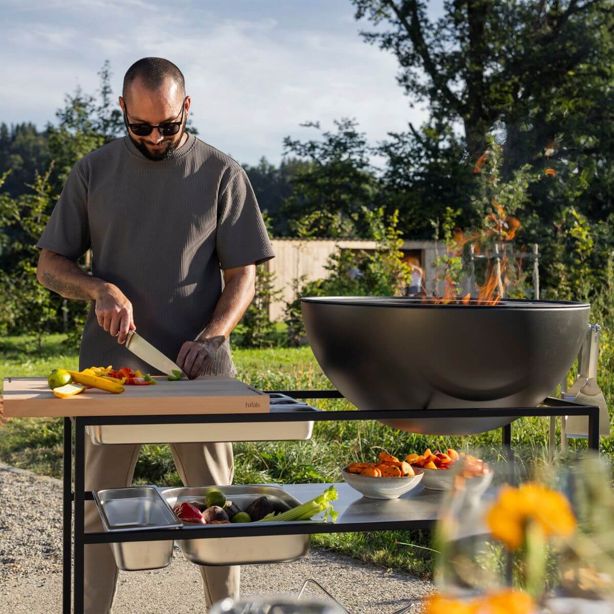 Höfats fire kitchen met bowl 70 plancha bbq set