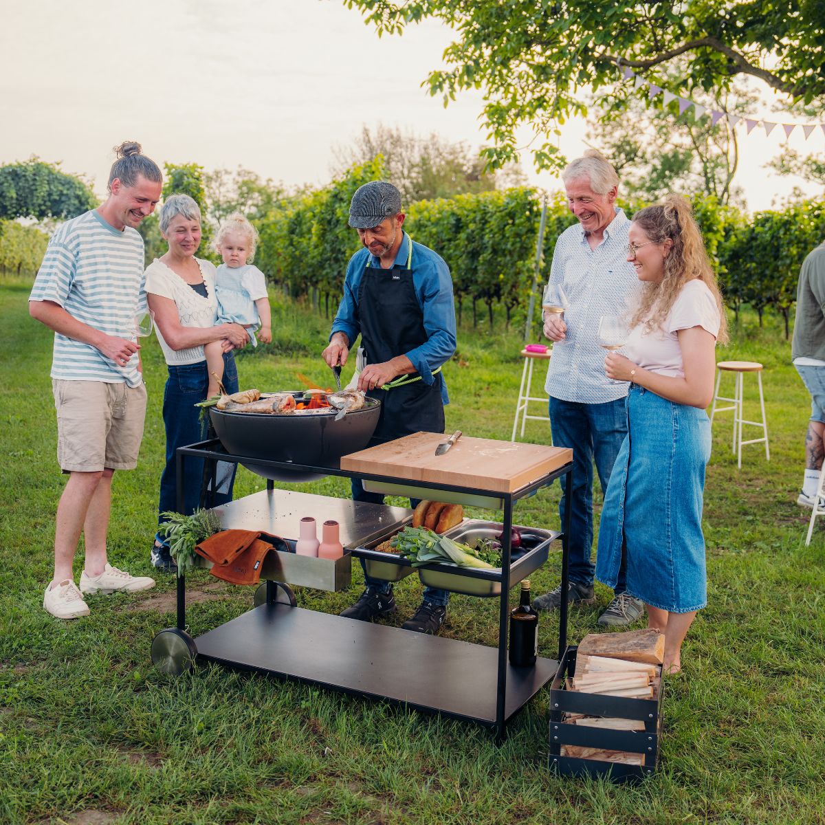 Höfats fire kitchen met bowl 57 Plancha bbq set