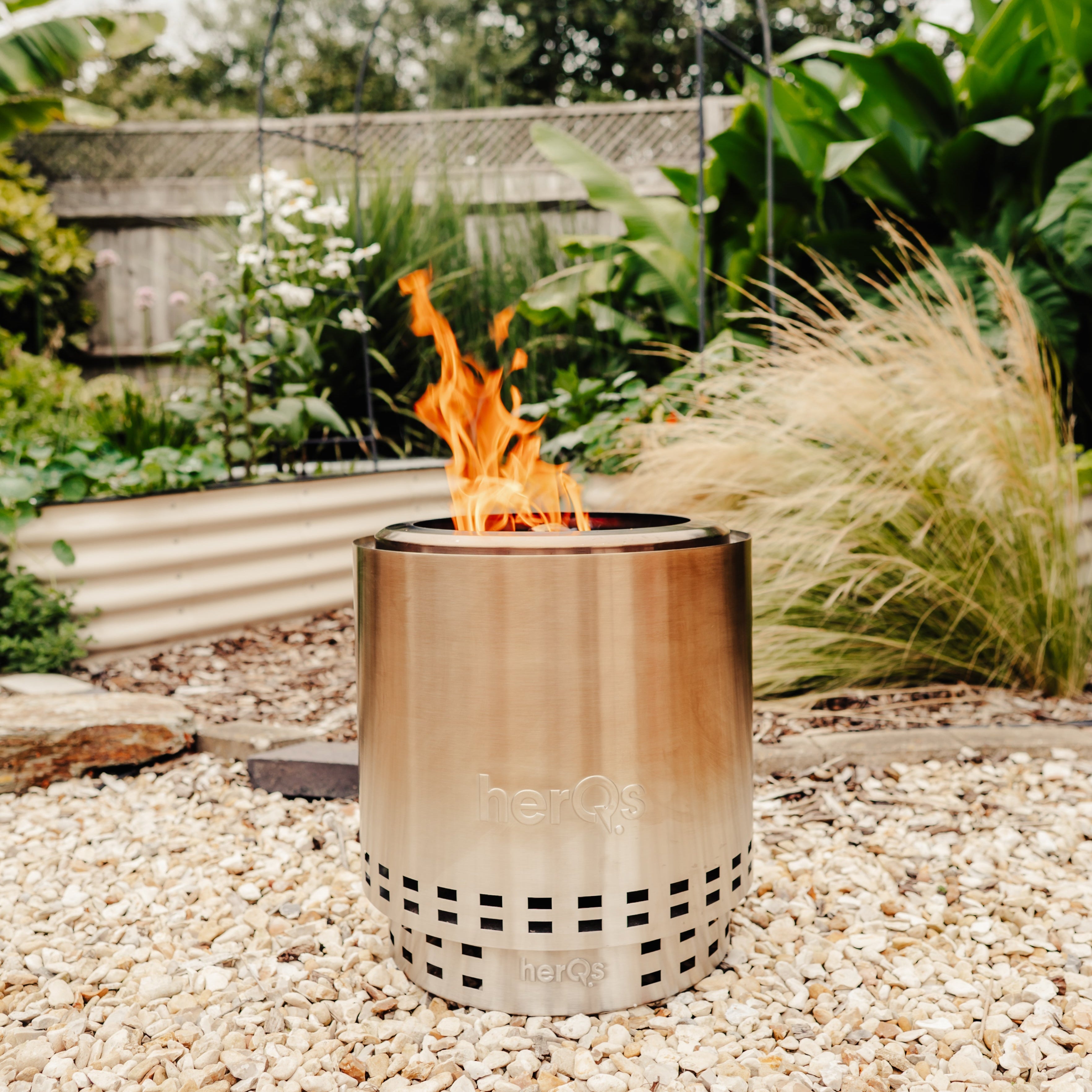 HerQs smokeless firepit blaze